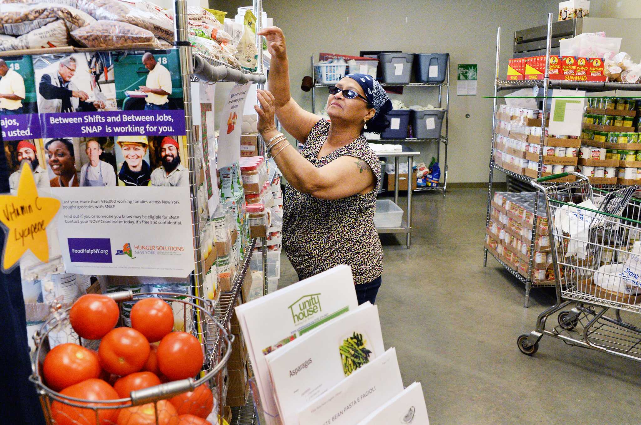 Shutdown Threatens Area Food Banks Pantries