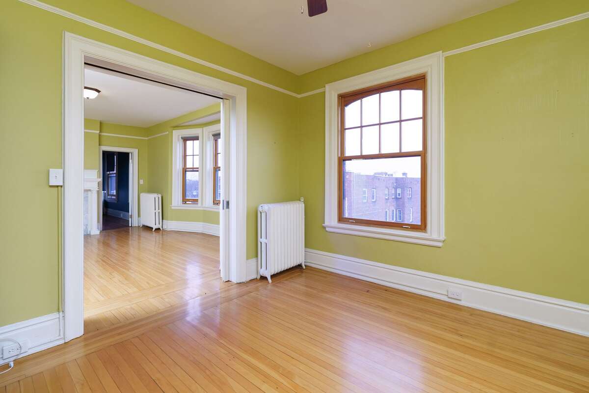 House of the Week Condo in Center Square, Albany