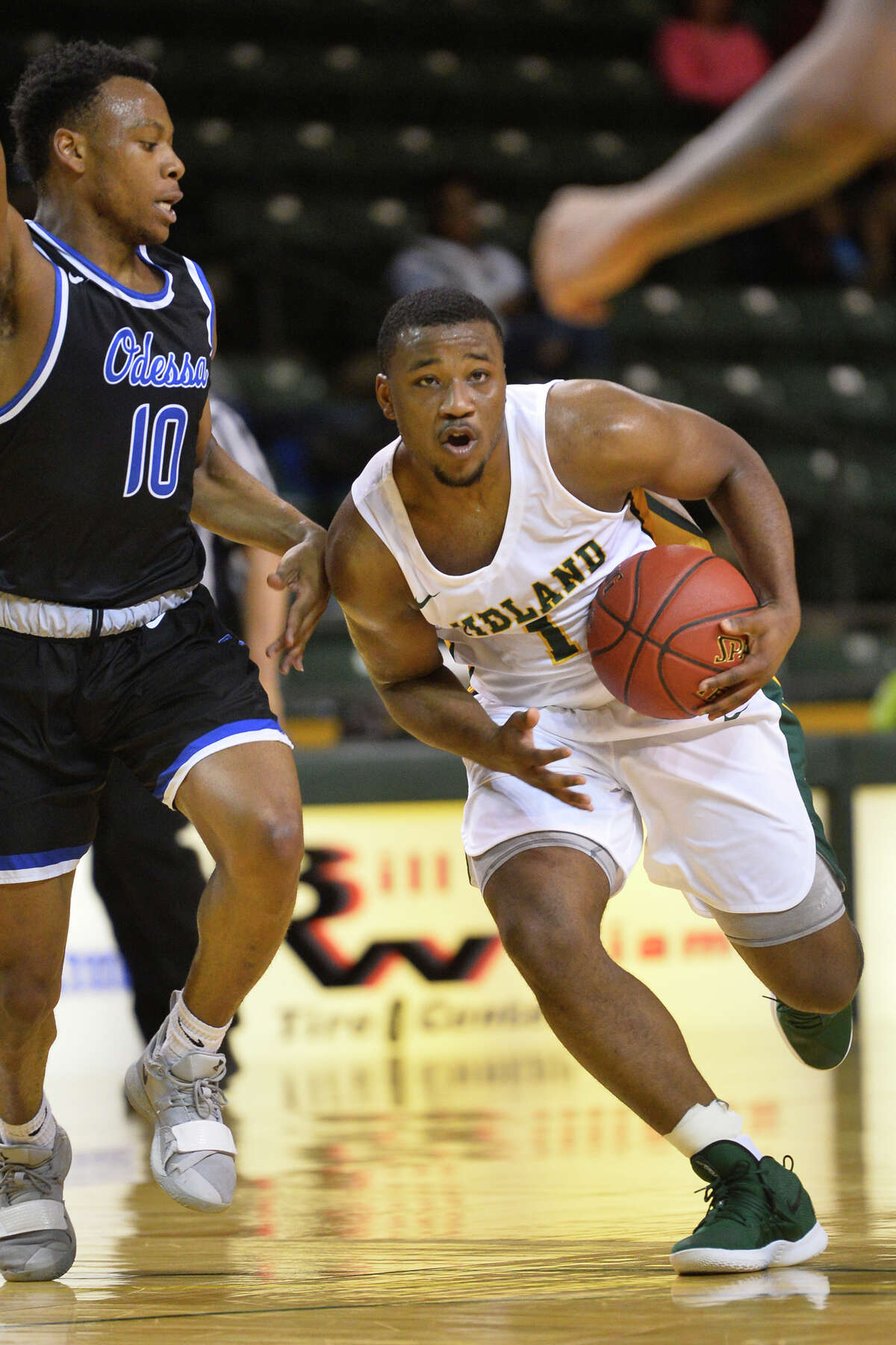 JC MEN’S BASKETBALL: No. 15 Odessa College rallies for win over Chaps