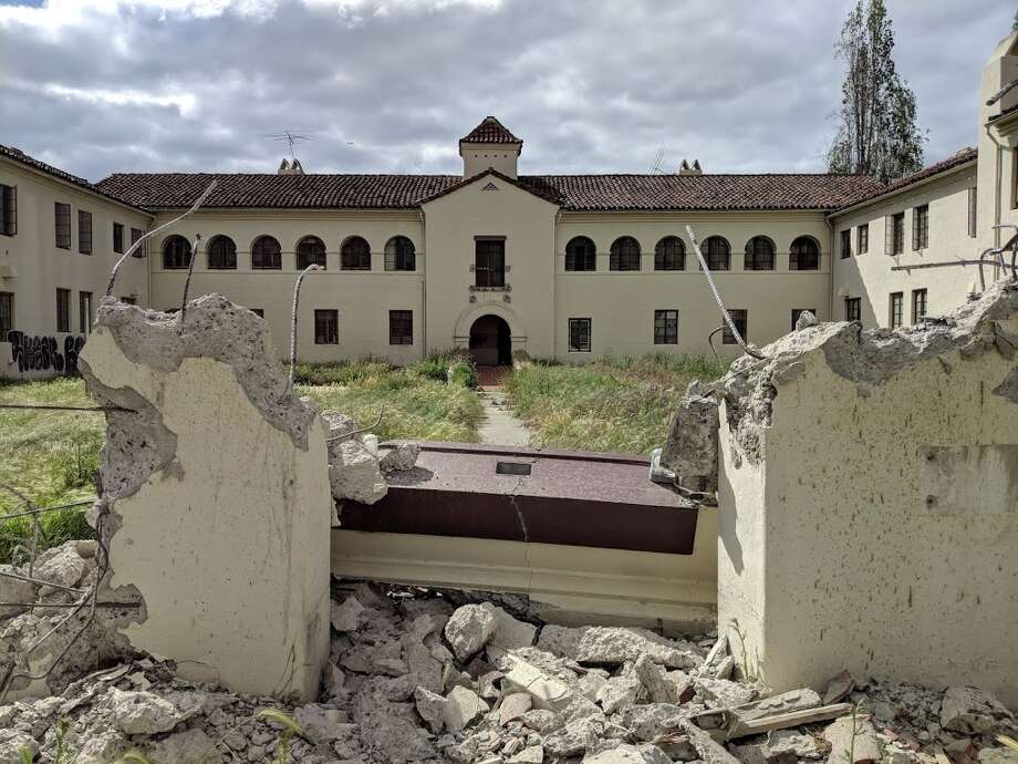 A Last Peek Inside Sj S Abandoned Great Asylum For The