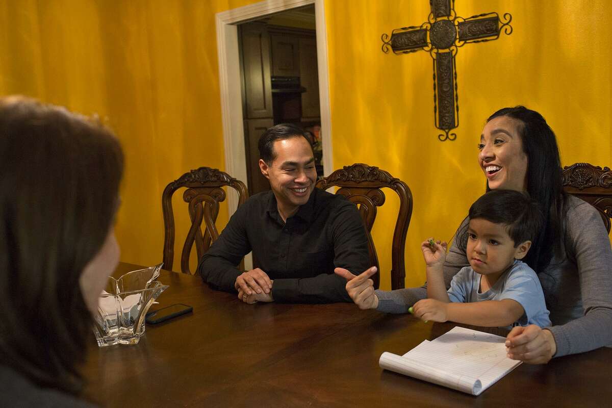 Castro talks about his 2020 presidential plans with his wife, Erica (holding their son, Cristián, 4) and Castro’s senior adviser Jennifer Fiore, left.