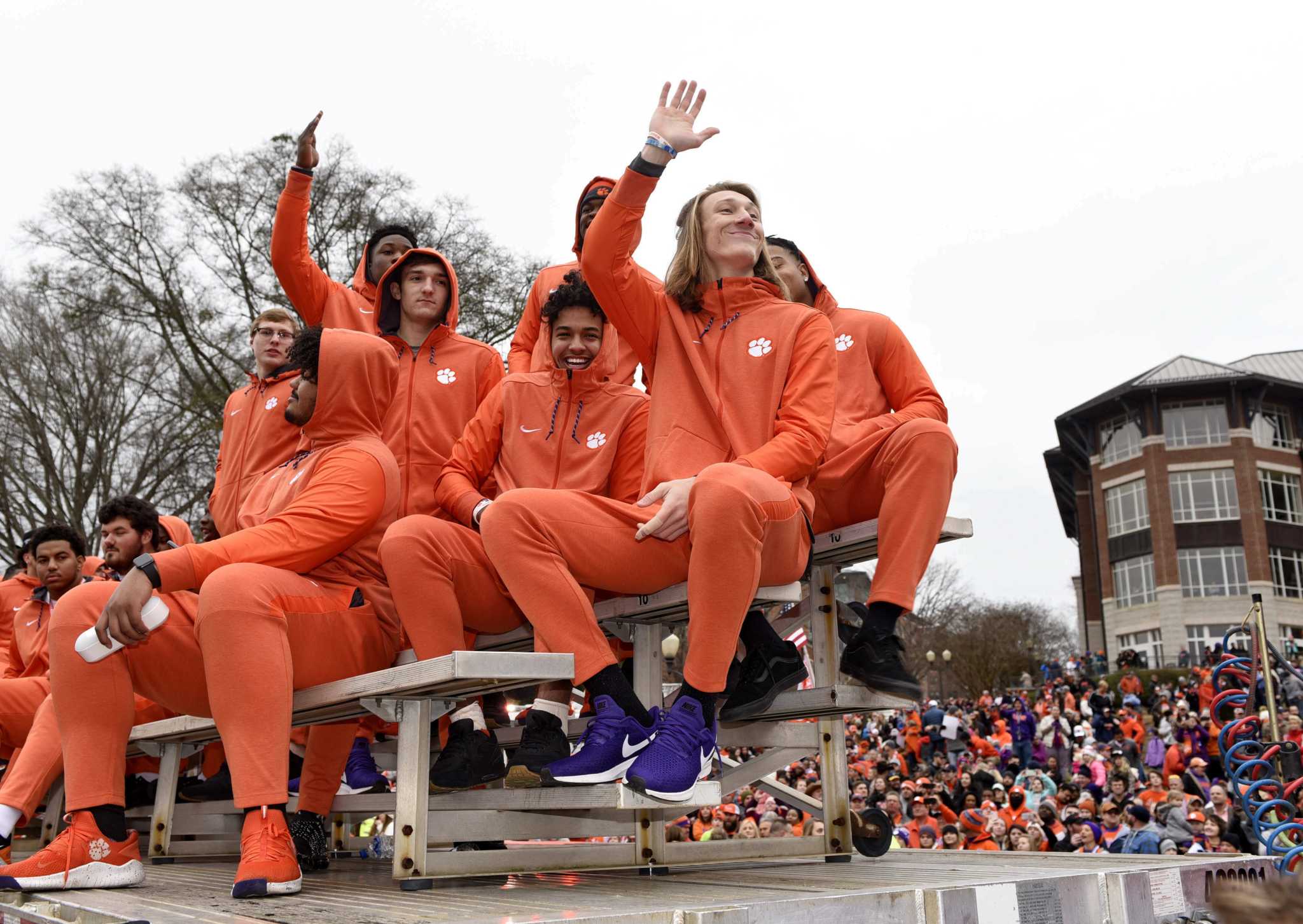 Clemson celebrates national title with parade