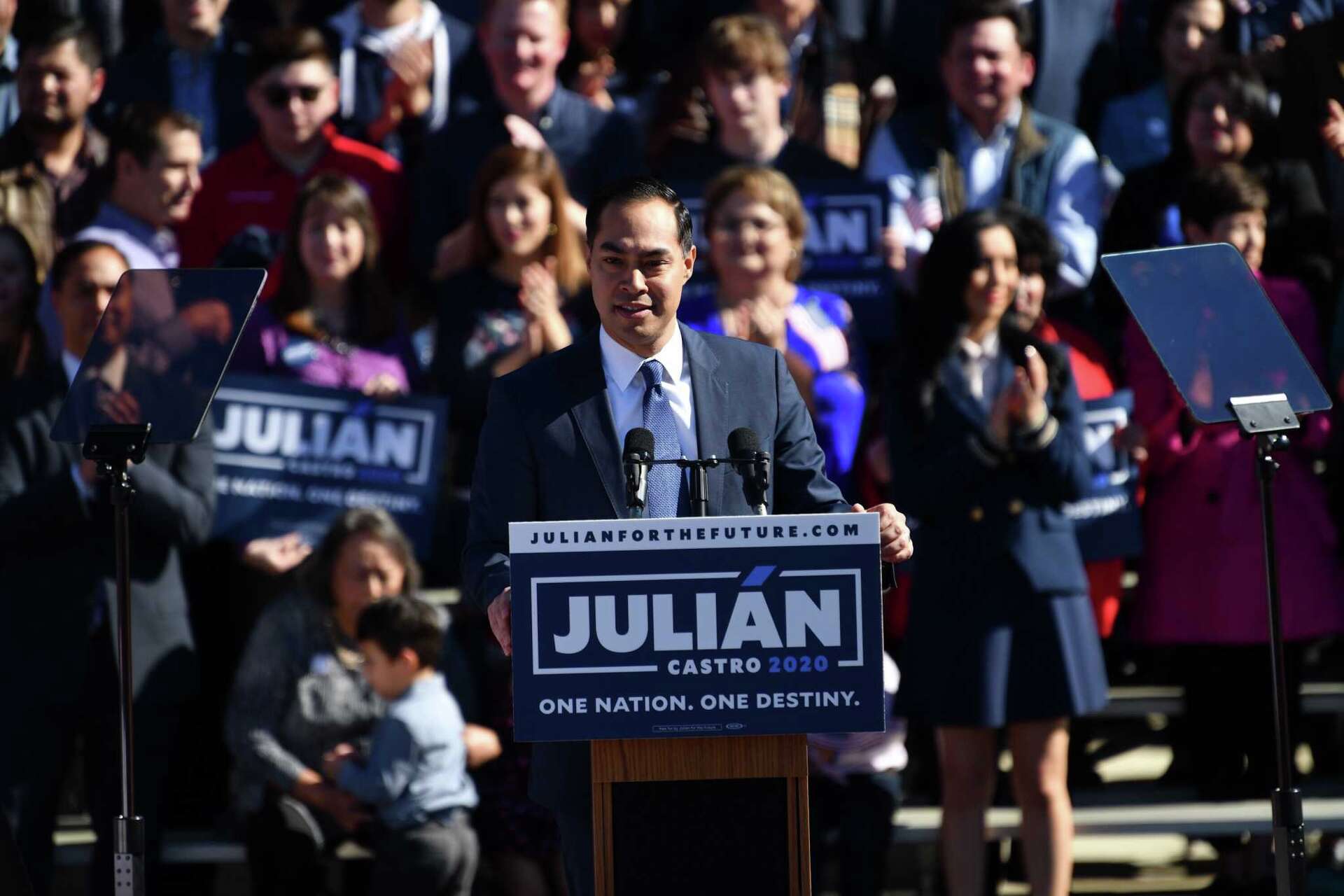 San Antonio's Julián Castro announces his candidacy for president