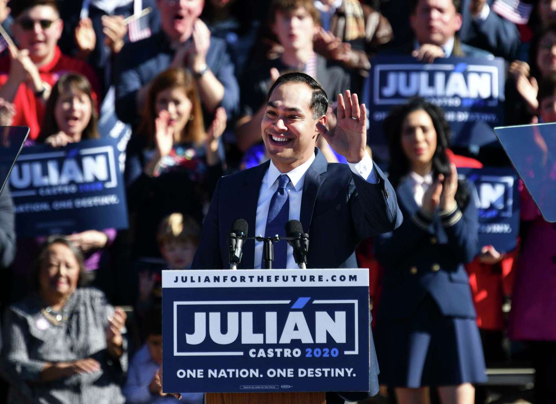 Castro launches his presidential bid