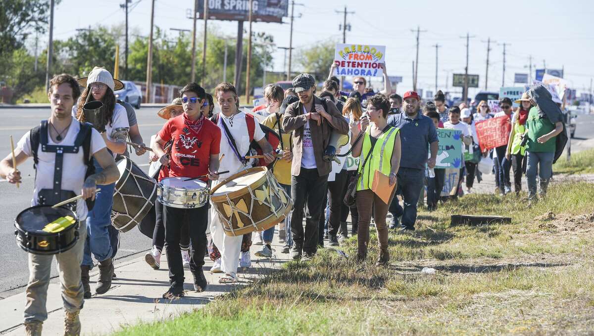 The Laredo Immigrant Alliance along with pro-immigration organizations from San Antonio and Austin are joined by members of the community as they caravan to the Laredo Processing Center on Saturday, Jan. 12, 2019. The group is asking for Griselda Cruz-Lopez to be released.