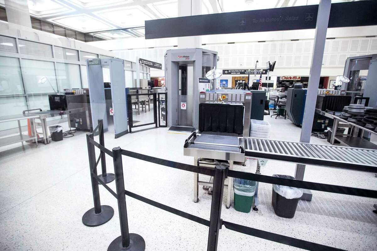 TSA closes Bush Airport security checkpoint due to government shutdown