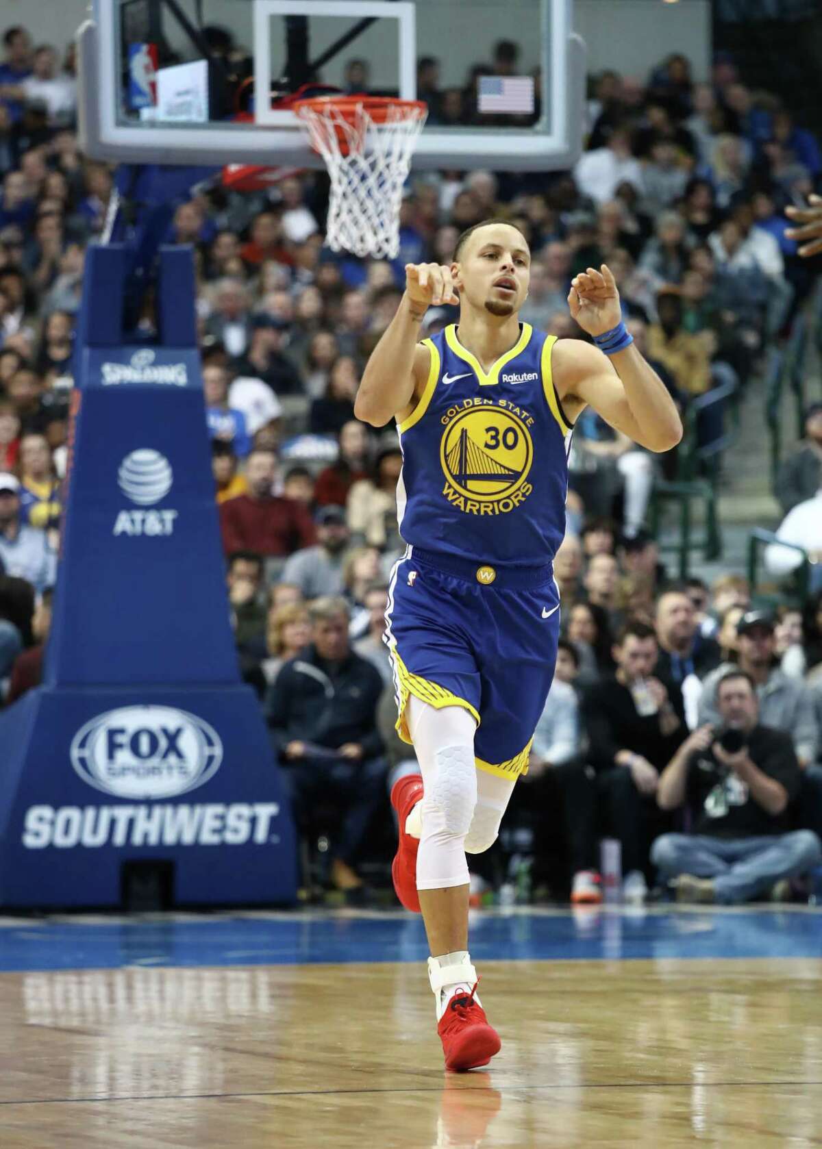 DALLAS, TEXAS - JANUARY 13: Stephen Curry #30 of the Golden State Warriors reacts during play against the Dallas Mavericks at American Airlines Center on January 13, 2019 in Dallas, Texas. NOTE TO USER: User expressly acknowledges and agrees that, by downloading and or using this photograph, User is consenting to the terms and conditions of the Getty Images License Agreement. (Photo by Ronald Martinez/Getty Images)