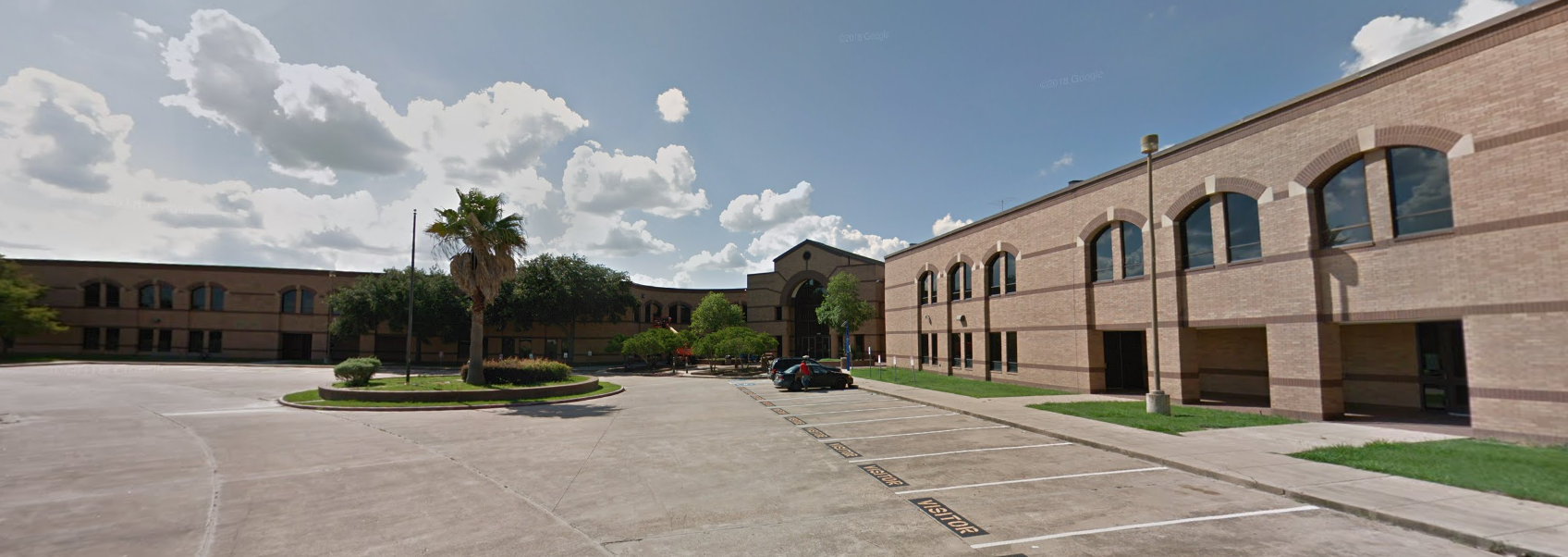 Car crashes into Langham Creek High School, but no reports of injuries