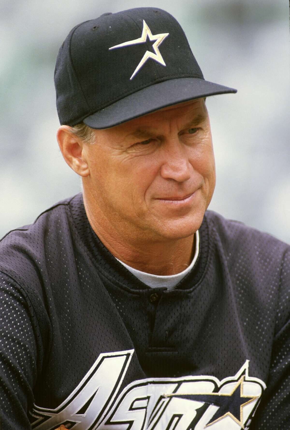 UNSPECIFIED - CIRCA 1994: Pitching coach Mel Stottlemyre #30 of the Houston Astros looks on during an Major League Baseball game circa 1994. Stottlemyre coached with the Astros from 1994-95. (Photo by Focus on Sport/Getty Images)