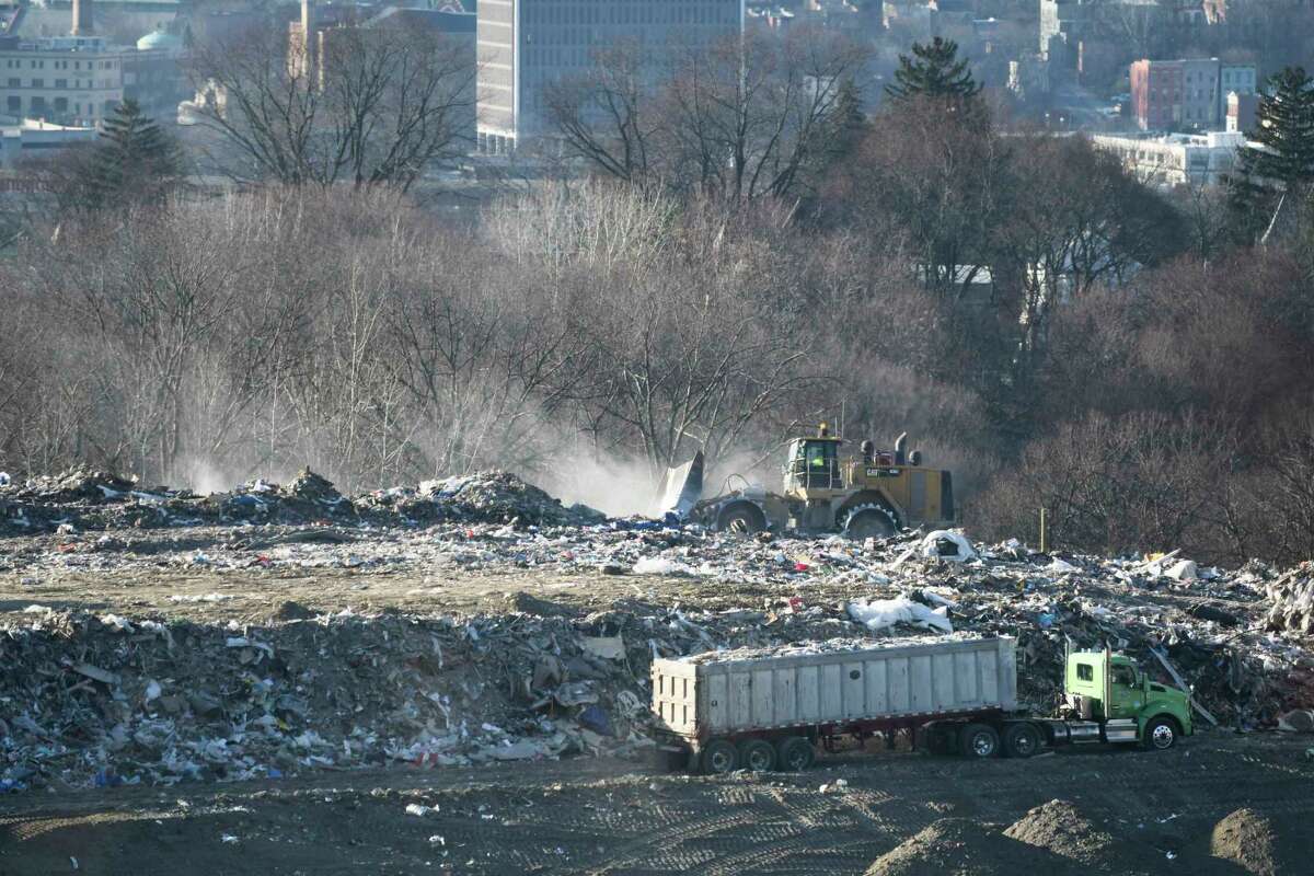 Rensselaer residents react to school districtDunn landfill deal