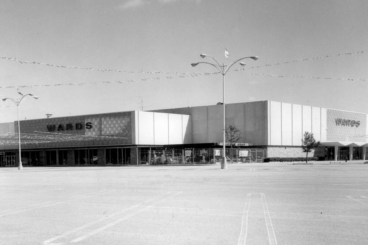 montgomery running store
