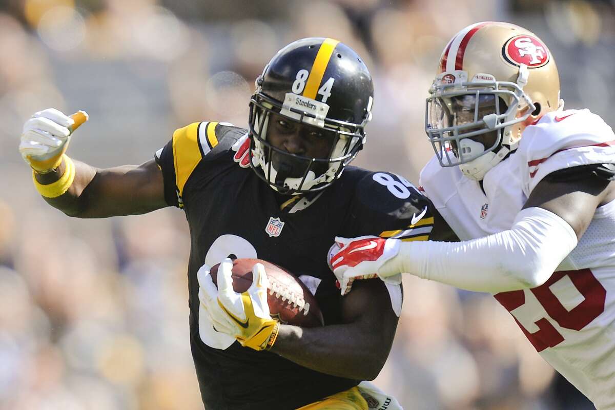 Antonio Brown Files Second Grievance With NFL in Fight to Keep Helmet