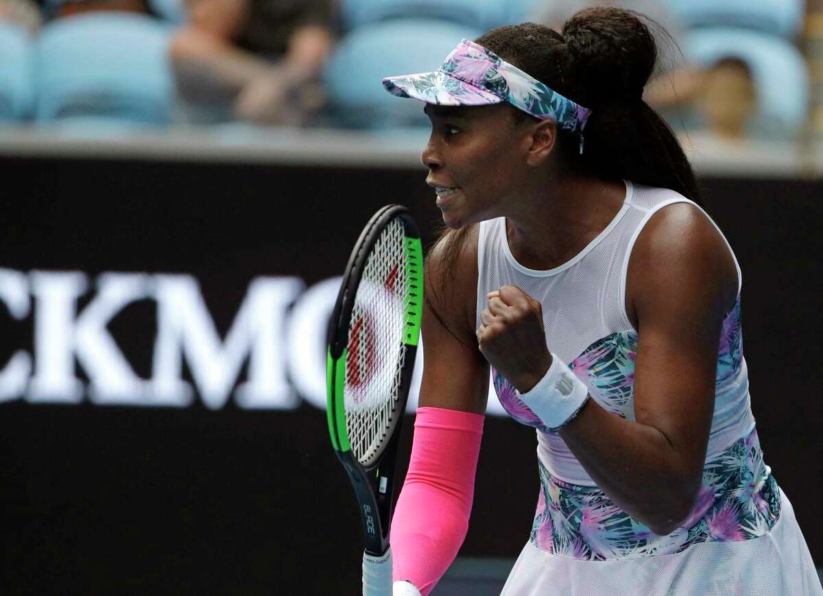 Serena Williams wins Australian Open return