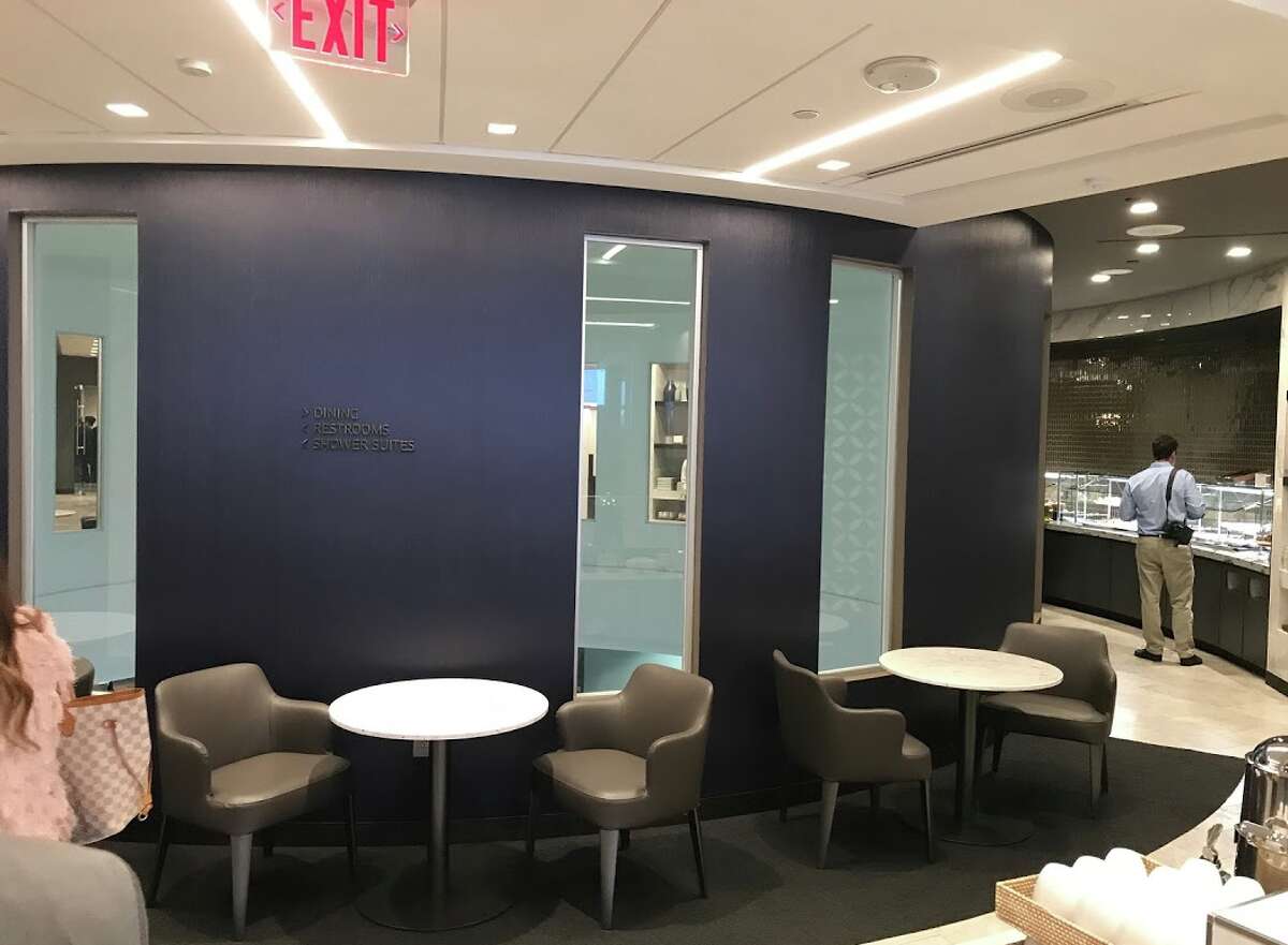 United's fifth Polaris Lounge opens at LAX [PHOTOS]