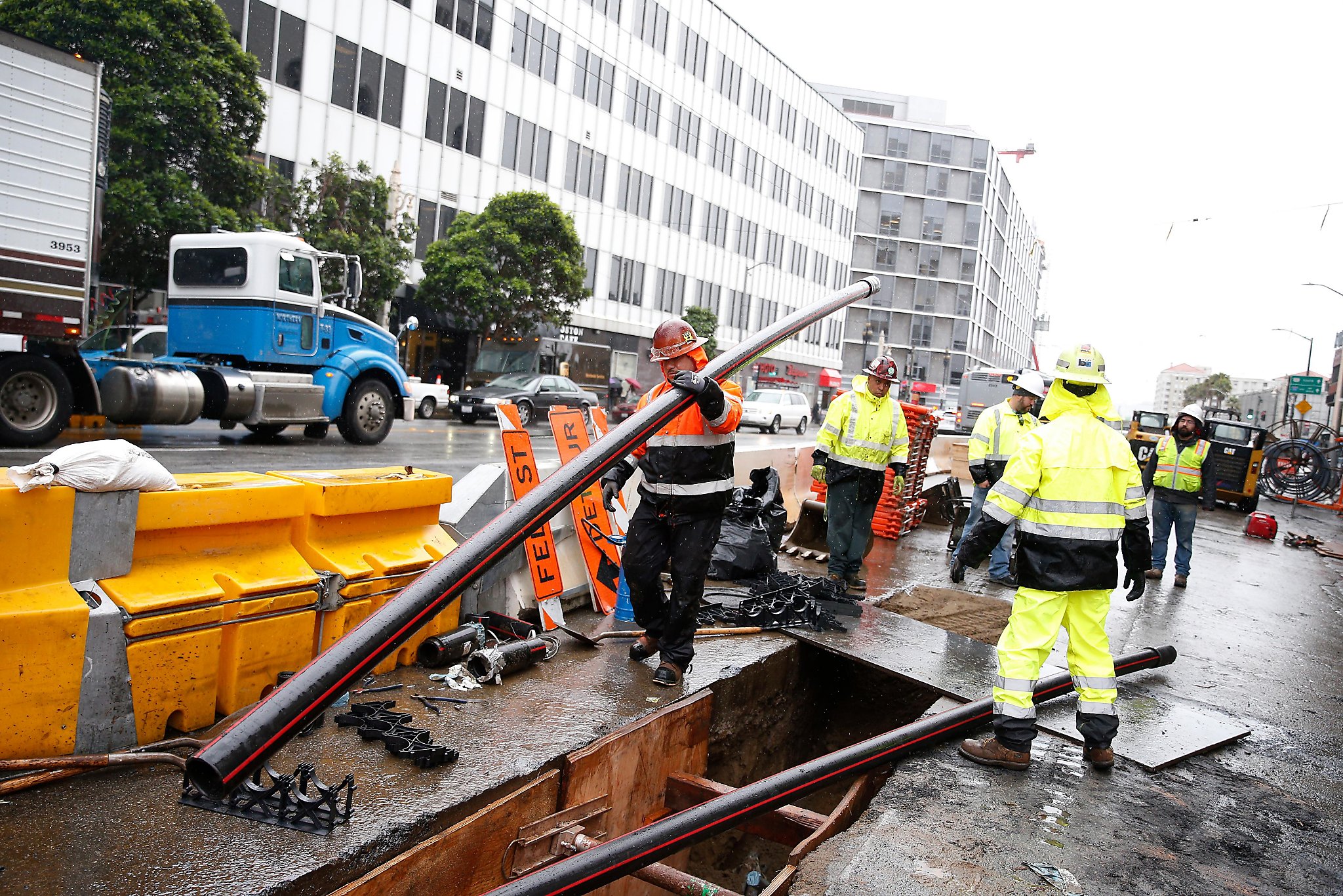 Sf S Van Ness Project Nearly 2 Years Behind Schedule Millions In Overruns