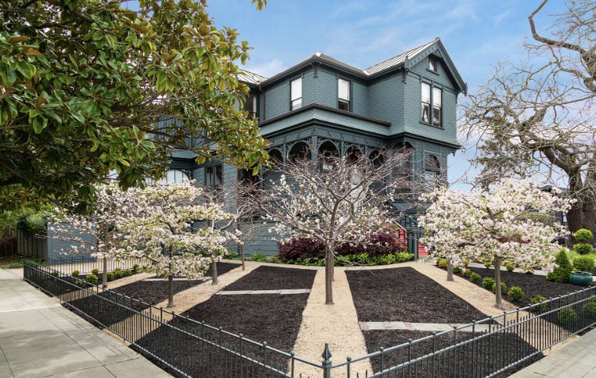 Beautifully restored Victorian dating back to the 1890s on a double lot in Oakland's Rockridge neighborhood is listed for $3.395 million.